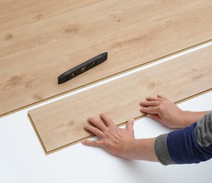 Zelf een nieuwe vloer leggen in 8 stappen