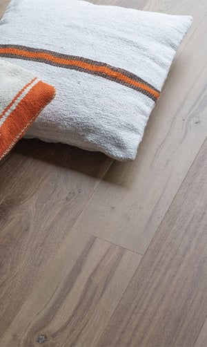 Massif ou contrecollé : comment choisir le bon parquet ?
