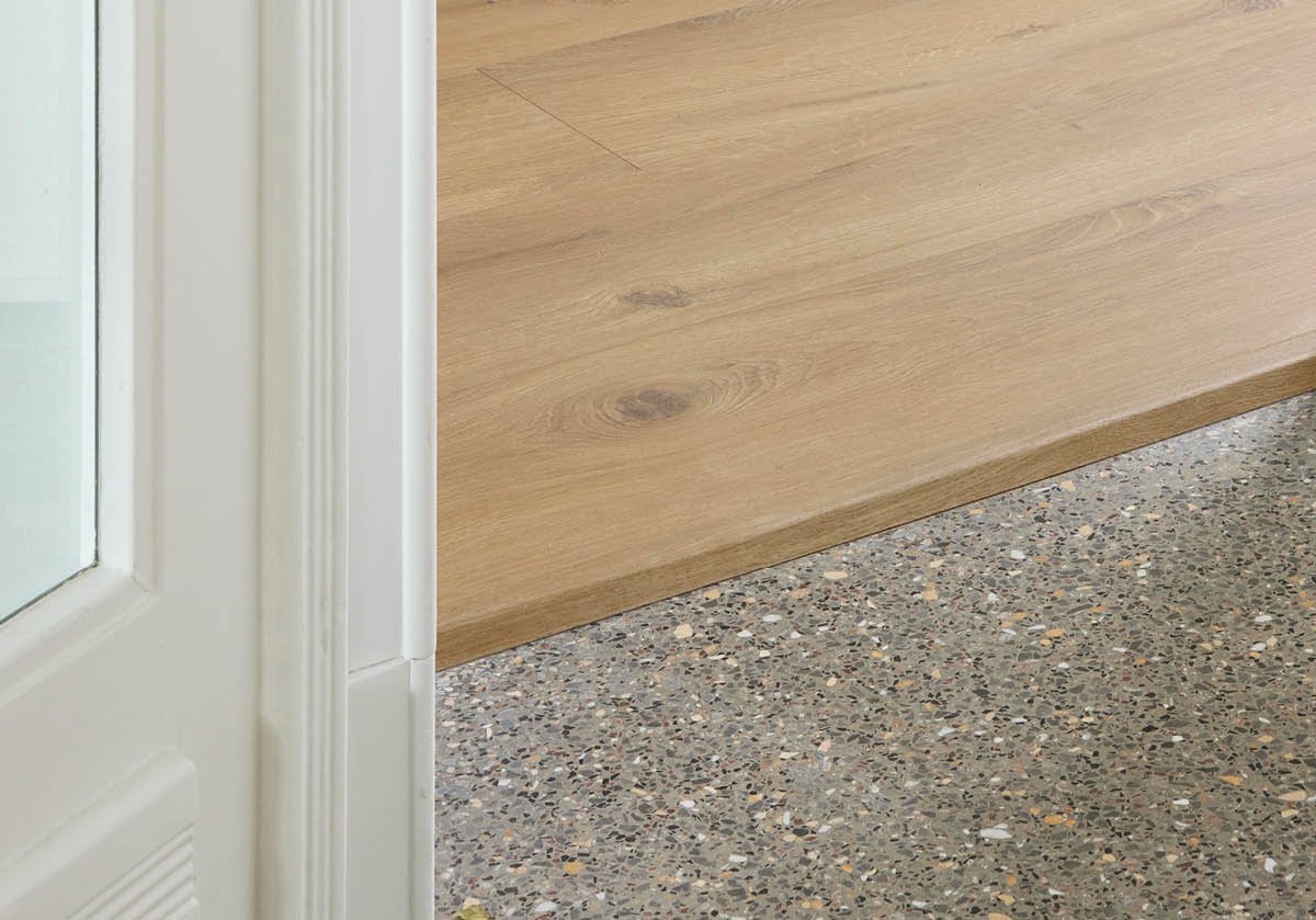 Hero image_Myfloorstyle_gyant xl warm natural(1200x839)