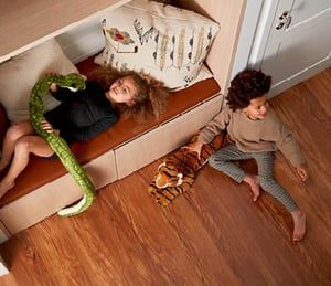 Choisir son sol en bois : la différence entre un strong wood floor et un parquet massif