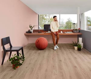 In which direction should you lay laminate?