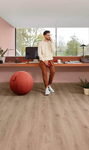 In which direction should you lay laminate?