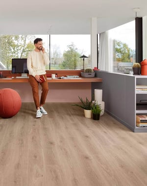 In which direction should you lay laminate?