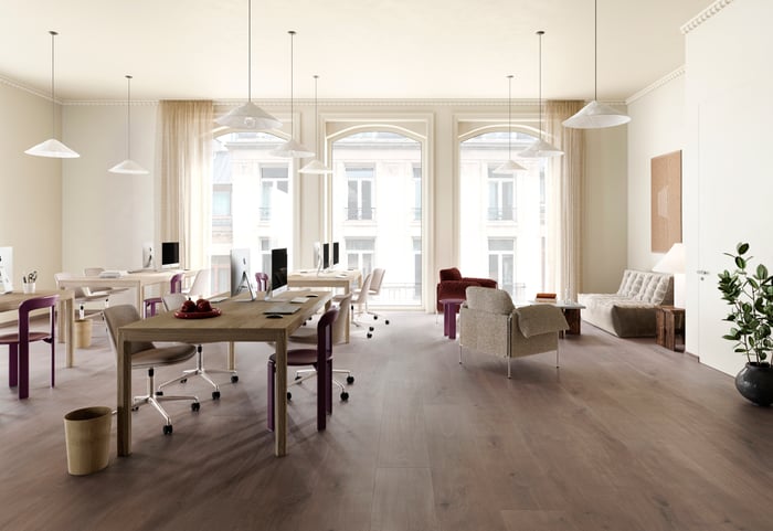 etna_brown_hpf_v4_2410x303_berryalloc_rsh_03